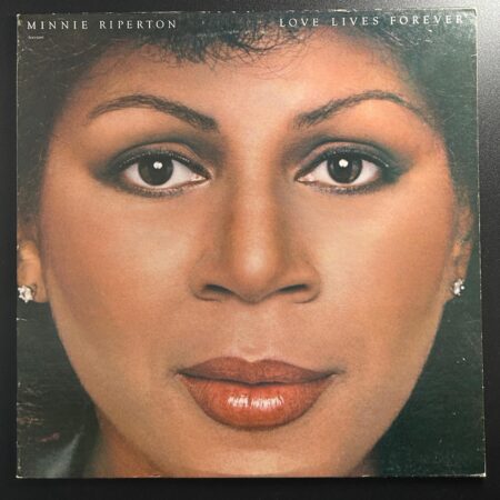 Minnie Riperton – Love Lives Forever